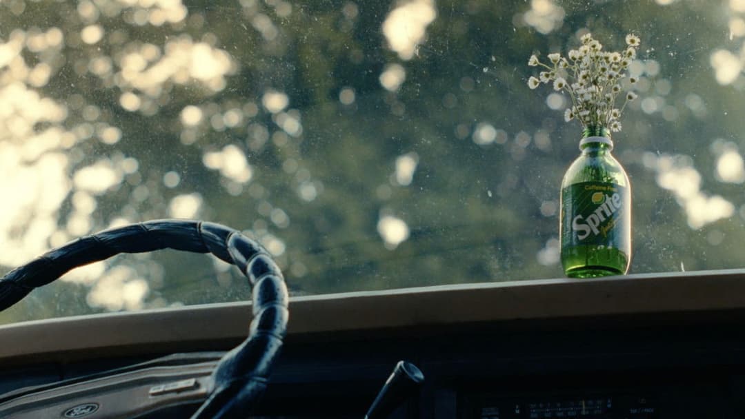 Разом з кістками backdrop 6