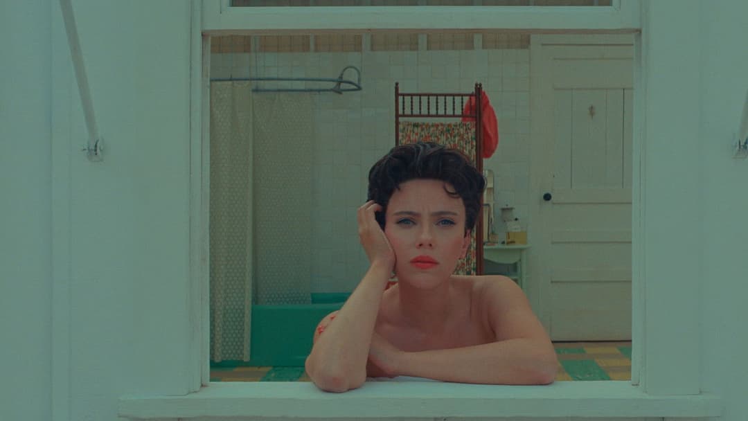 Asteroid City backdrop 15