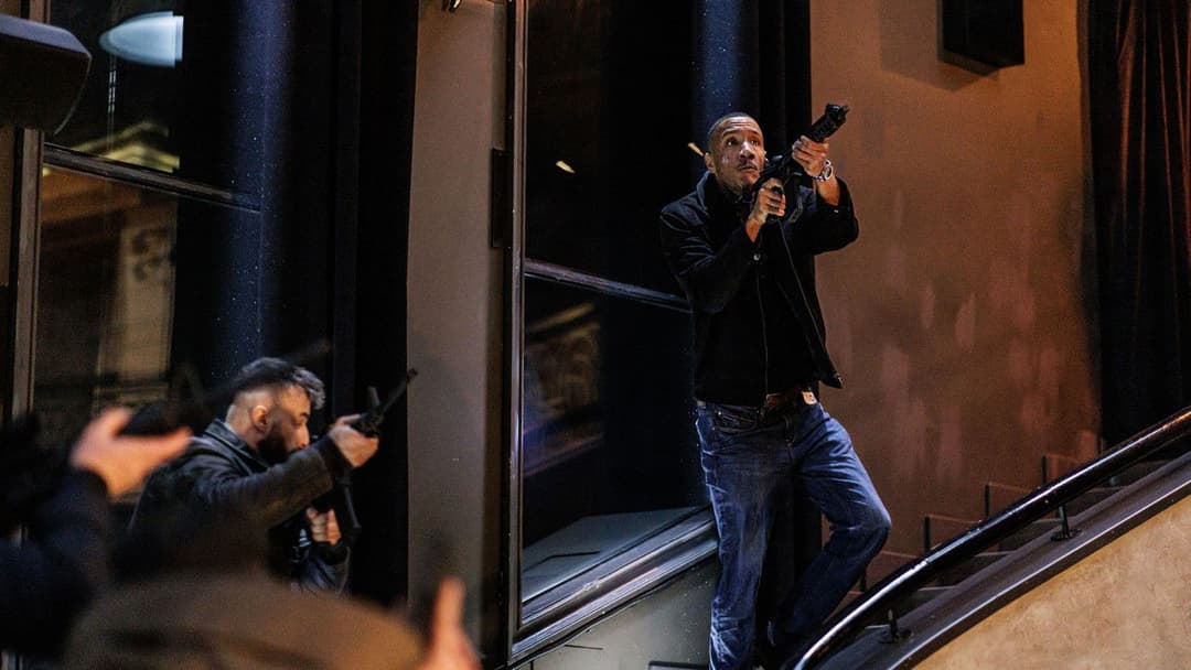 Canary Black backdrop 10