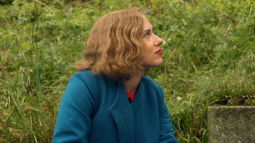 Jojo Rabbit backdrop 10