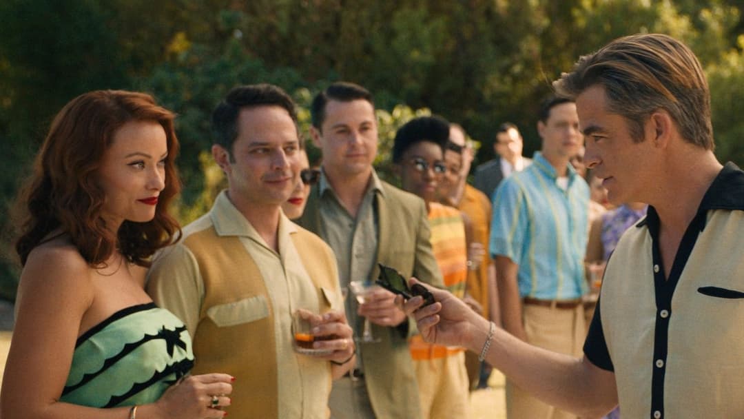 Don't Worry Darling backdrop 2