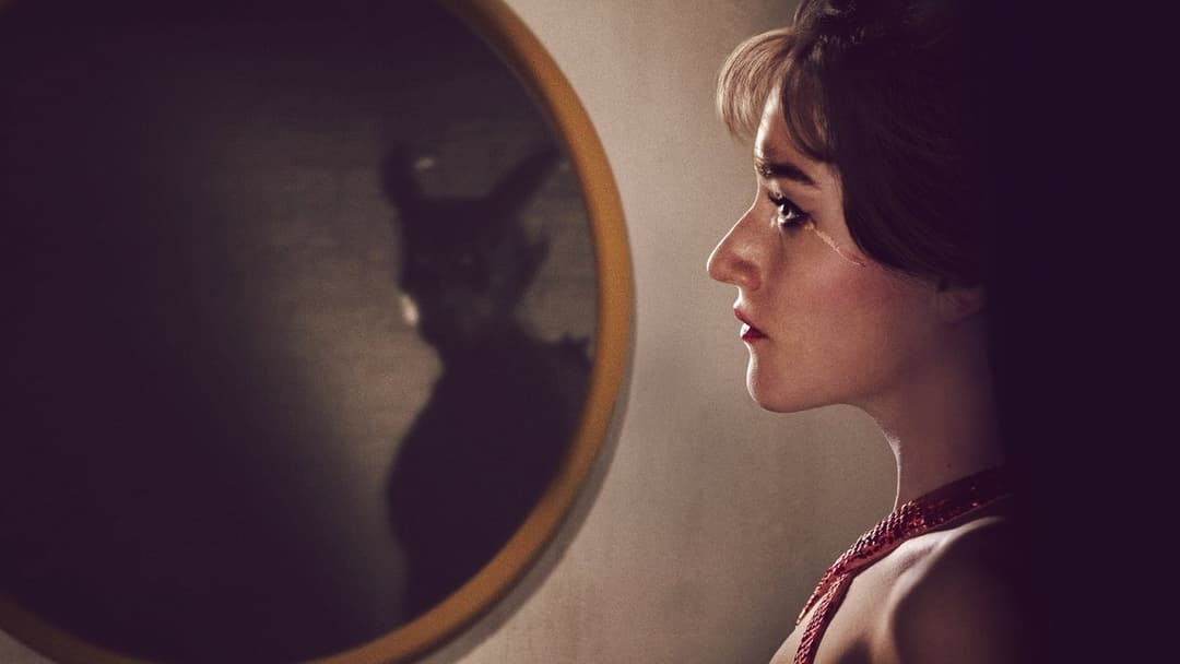 Apartment 7A backdrop 1