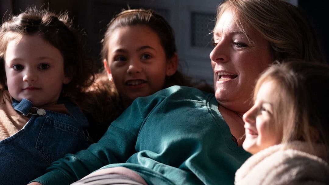 Ali & Ava backdrop 3