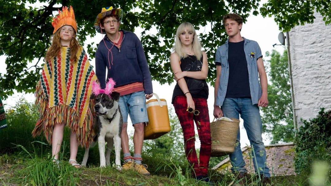 How I Live Now backdrop 11