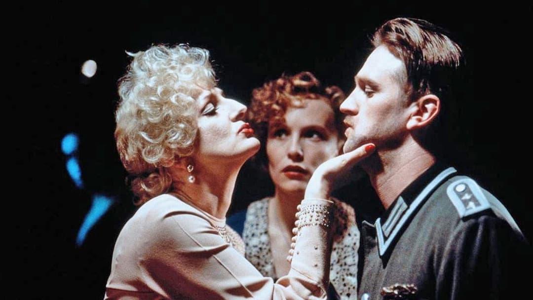 Aimée & Jaguar backdrop 10