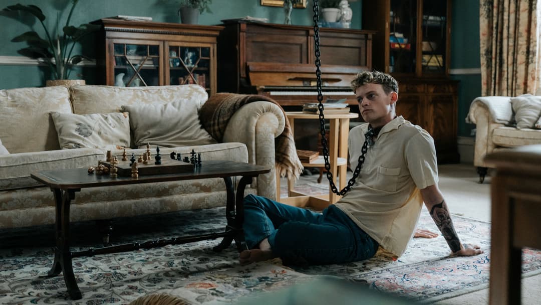 The Good Boy backdrop 7