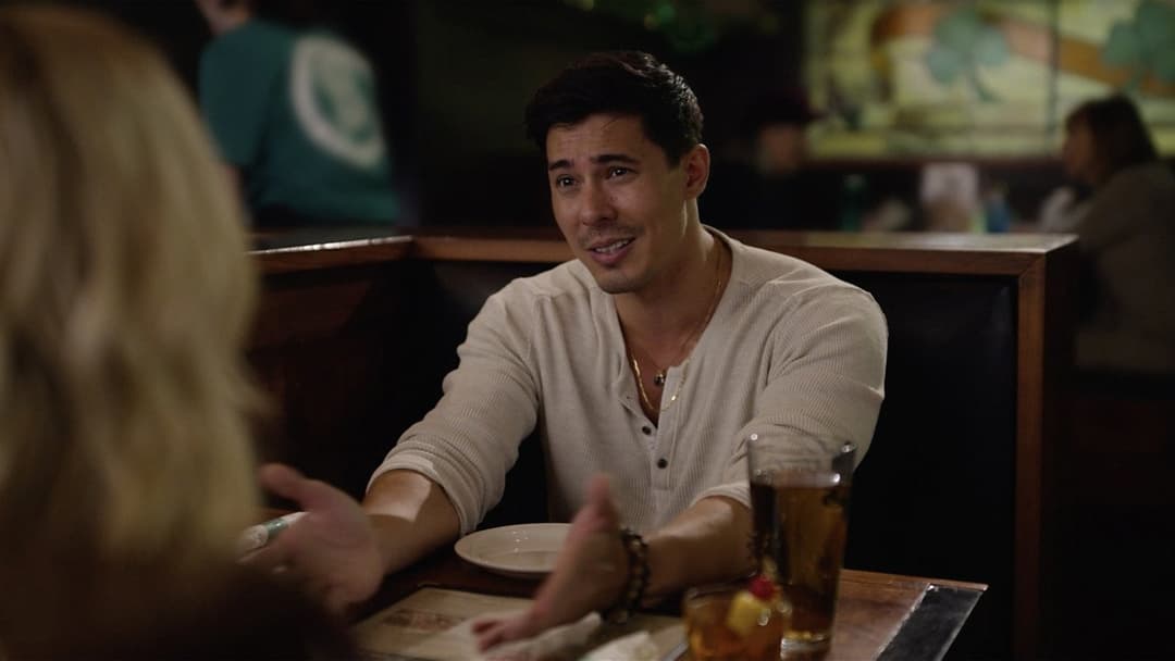 Nenn es Schicksal backdrop 6