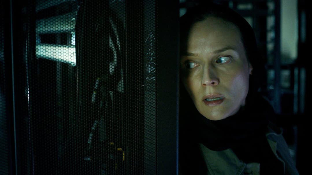 Оперативник backdrop 4