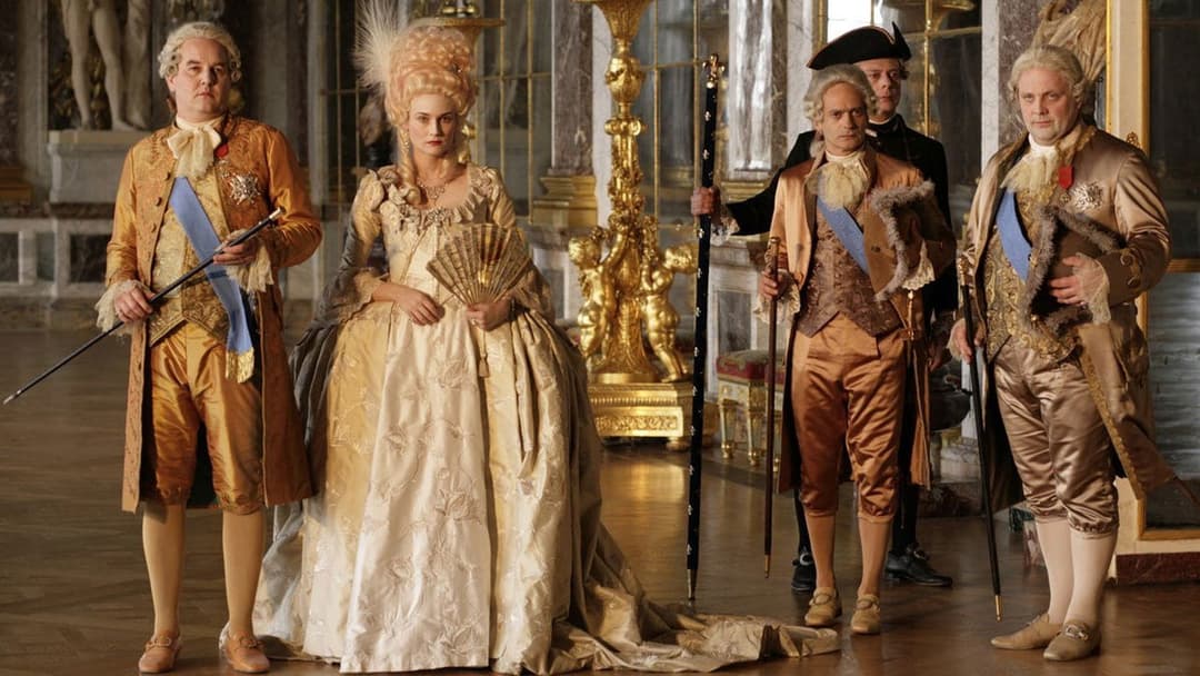 Farewell, My Queen backdrop 9