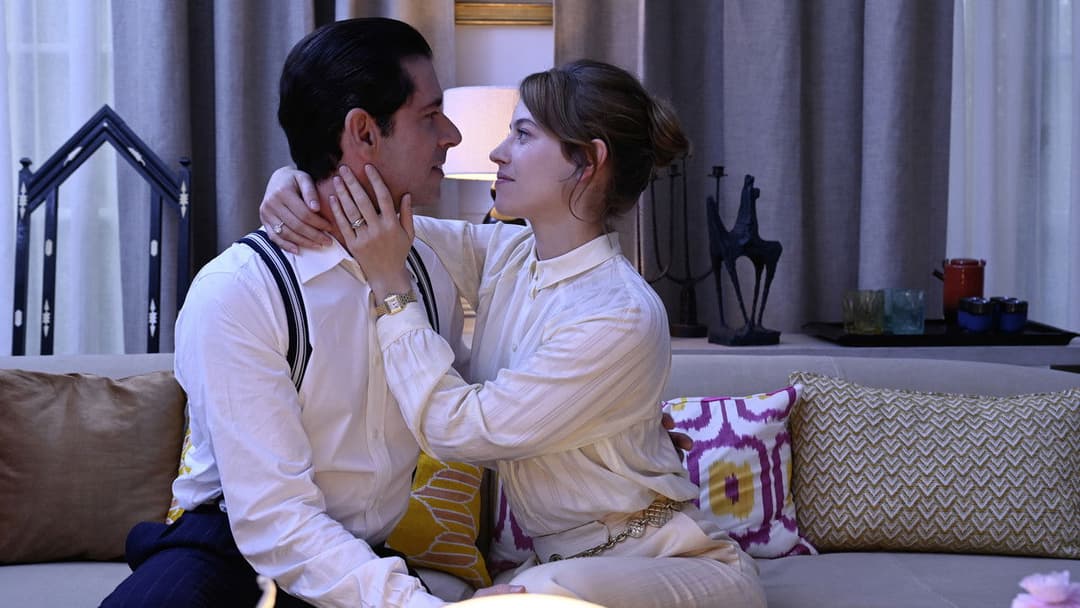 Ein Glücksfall backdrop 2