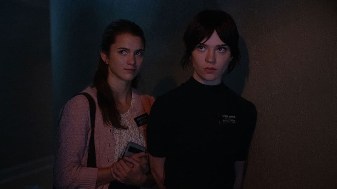 Єретик backdrop 12