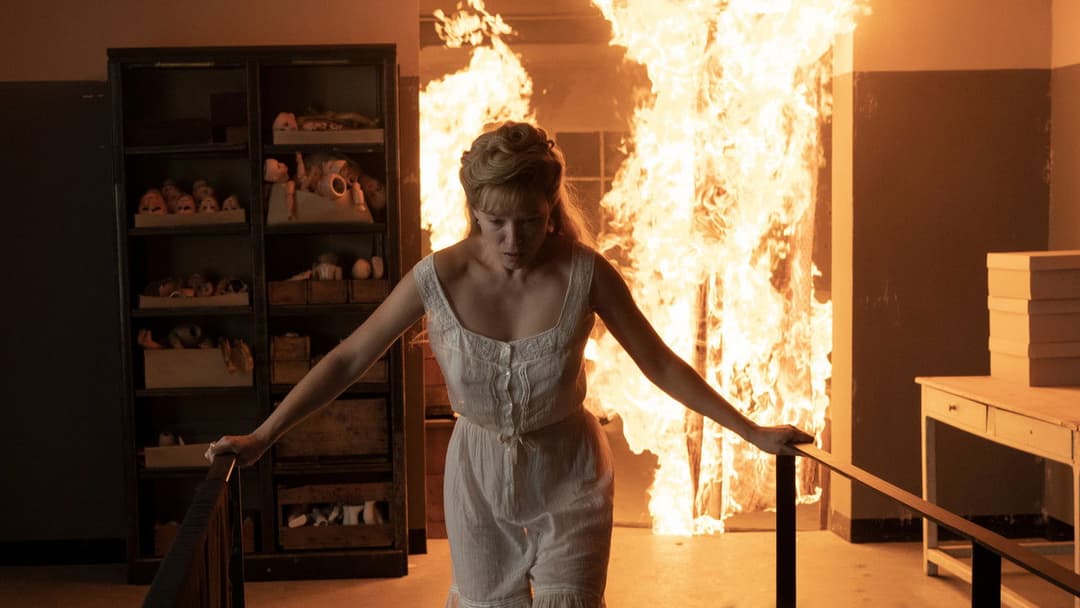 Звір backdrop 17