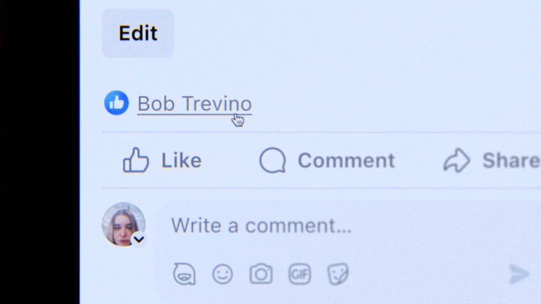 Bob Trevino Likes It backdrop 12