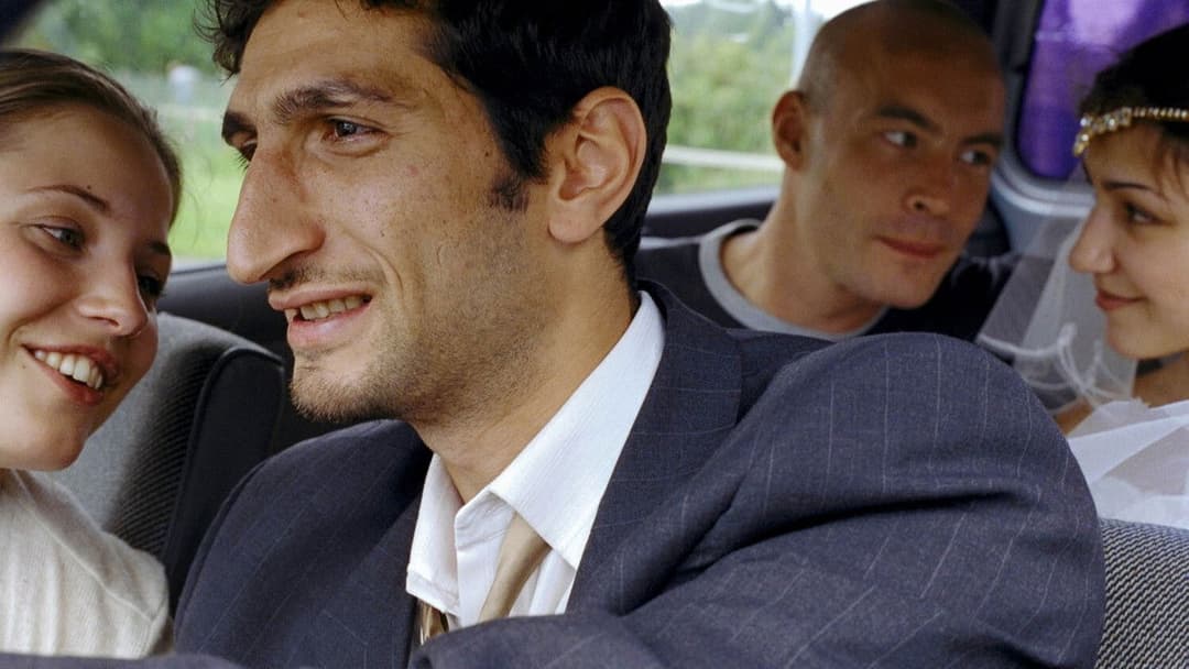 Jalla! Jalla! Wer zu spät kommt ... backdrop 5