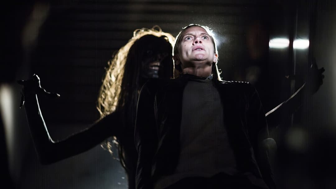 Don't Knock Twice backdrop 3