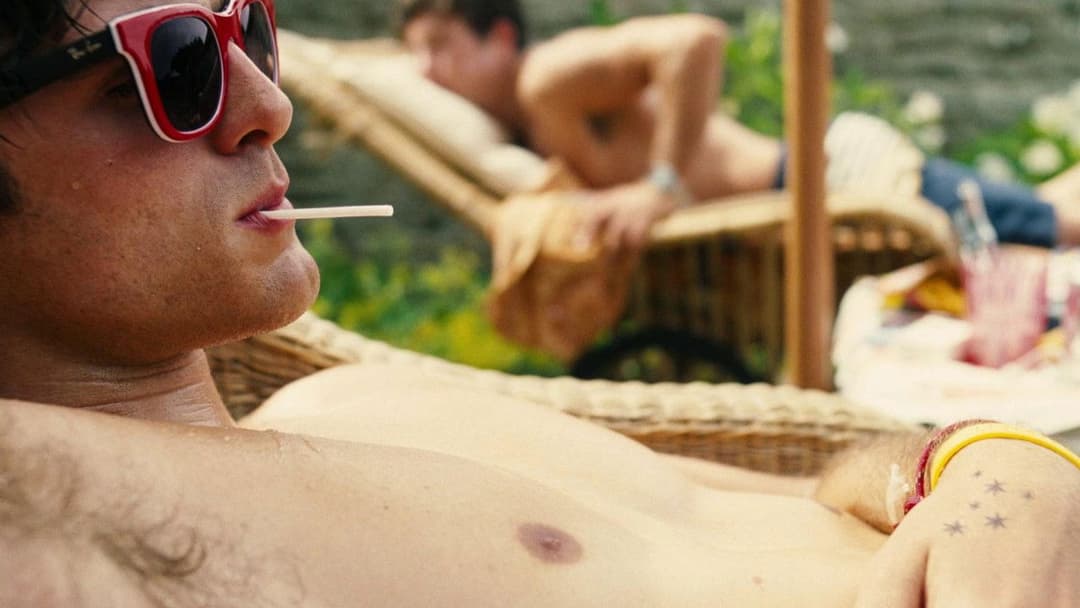 Saltburn backdrop 13