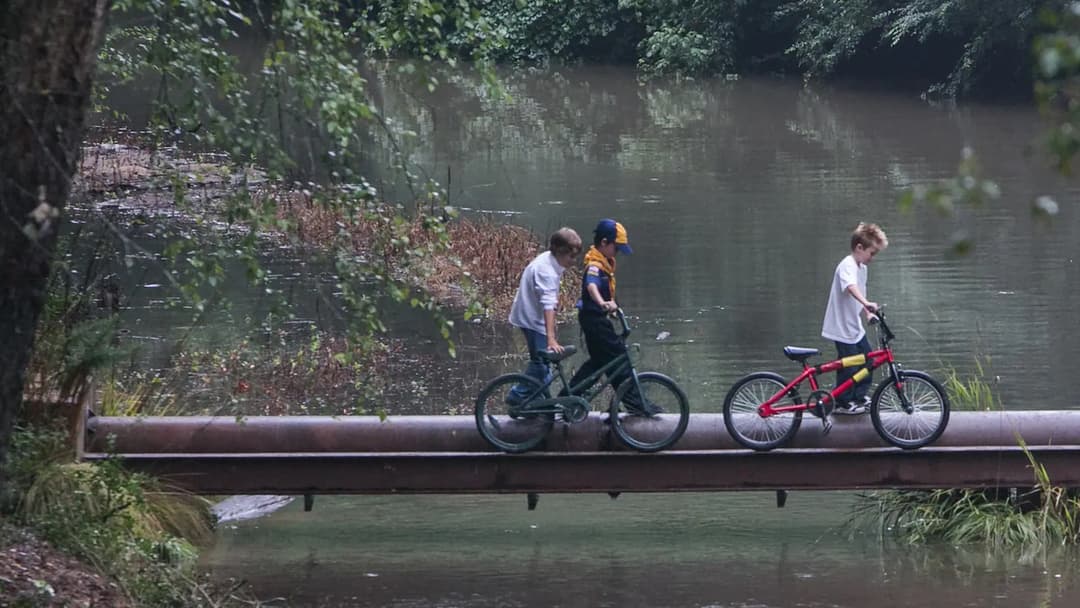 Вузол диявола backdrop 9