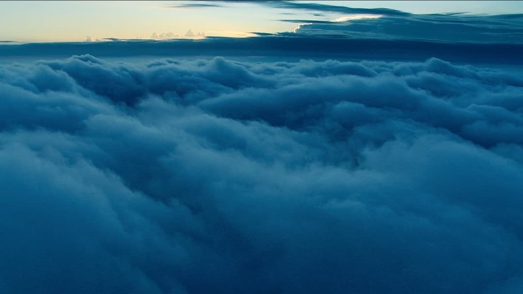 Up in the Air backdrop 15