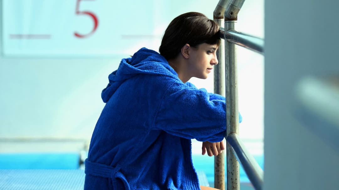 18 Presents backdrop 15