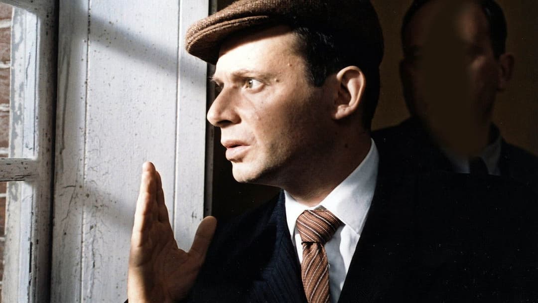 Таємниця жовтої кімнати backdrop 2