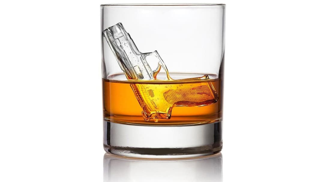 The Gentlemen backdrop 7