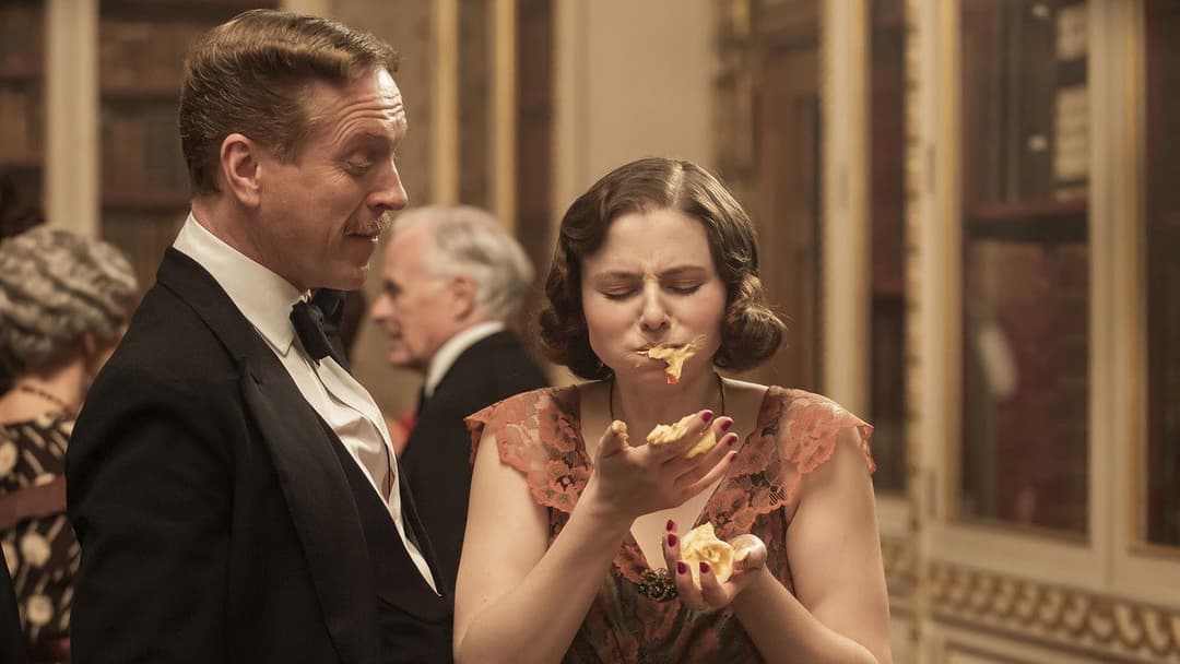 Fackham Hall backdrop 11