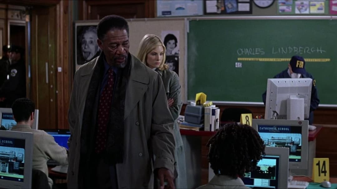 Along Came a Spider backdrop 4