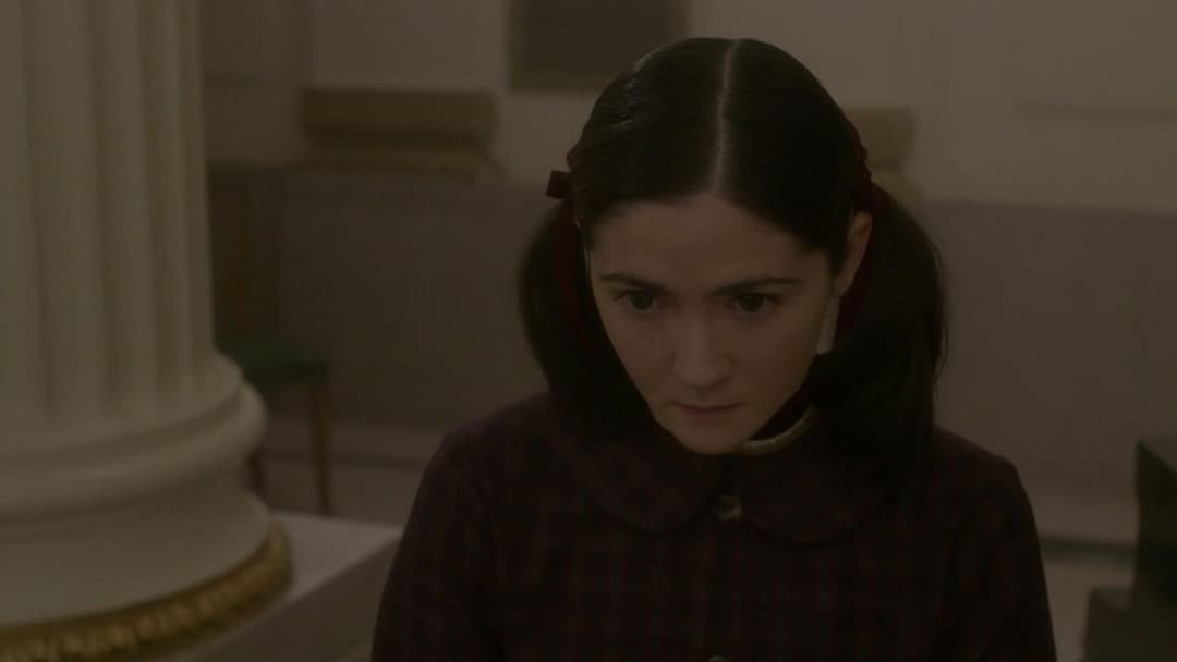 Orphan: First Kill backdrop 19