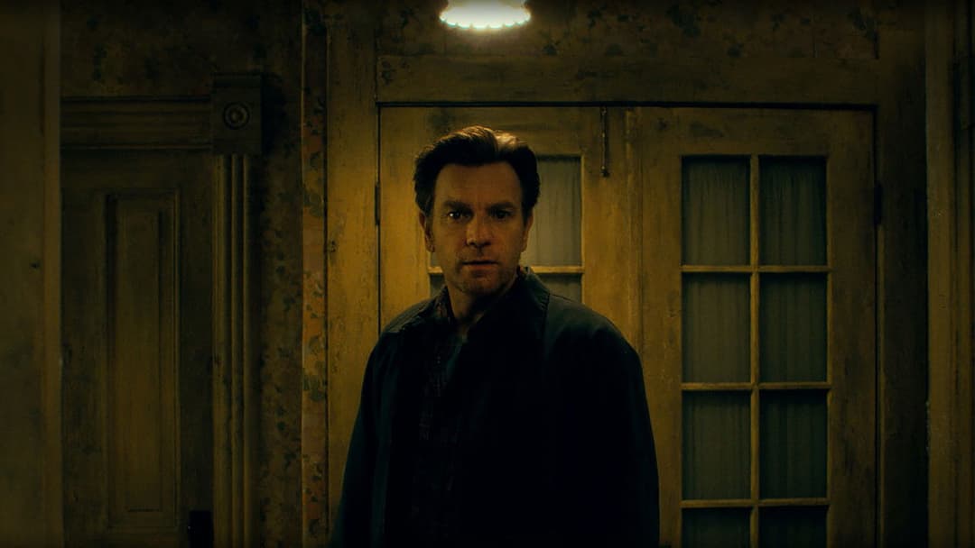 Doctor Sleeps Erwachen backdrop 10