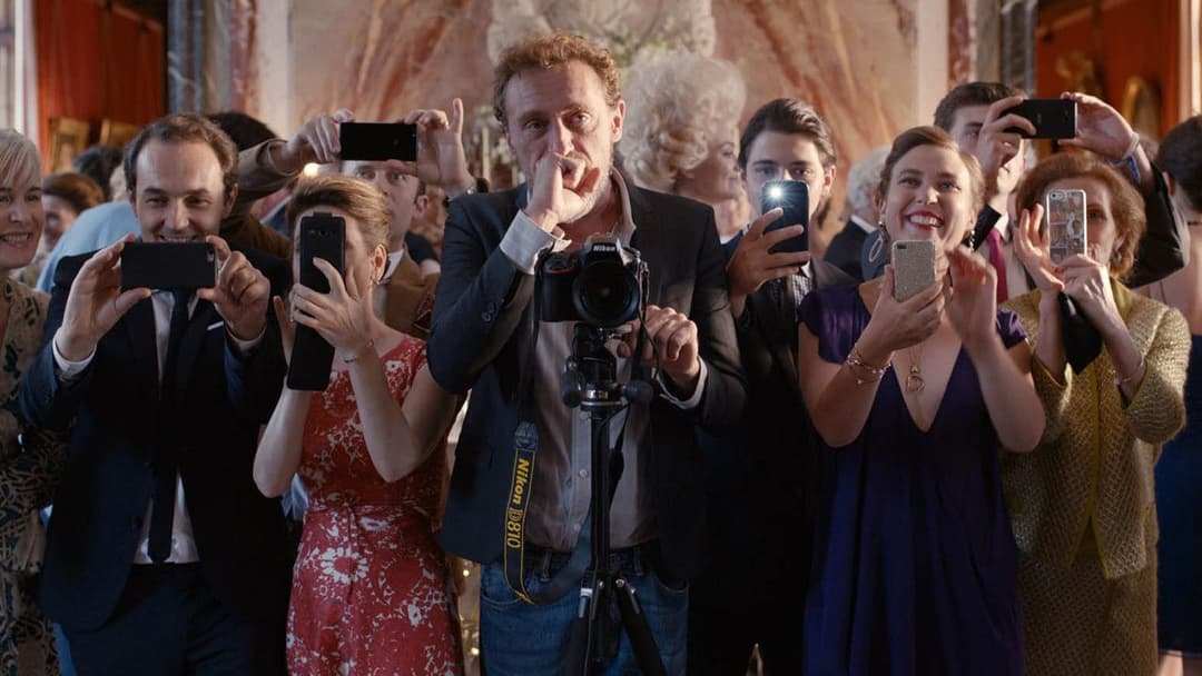 C'est la vie! backdrop 17