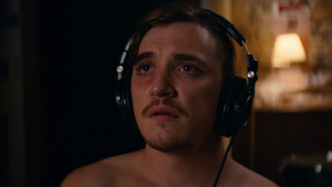 Dinner in America backdrop 1