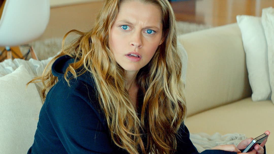 Kill Me Three Times - Man stirbt nur dreimal backdrop 3