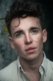 Лорі Кінастон