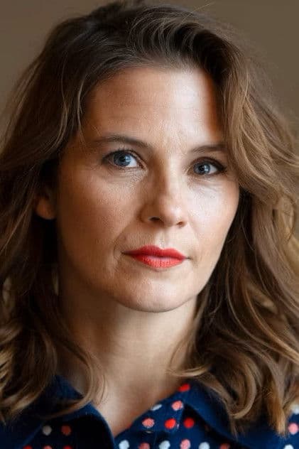 Ліза Карлехед