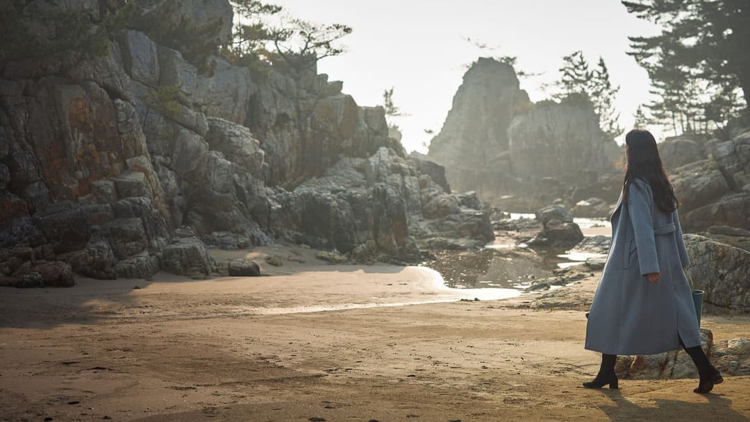 Decision to Leave backdrop 18