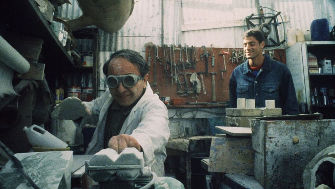 L'imbalsamatore backdrop 4