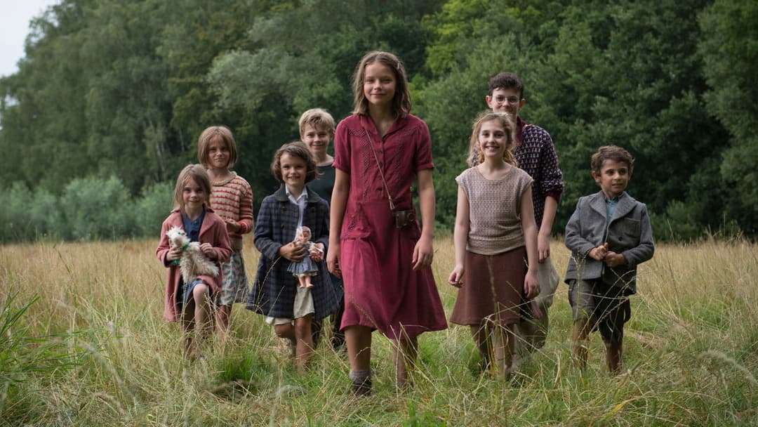 Le voyage de Fanny backdrop 11