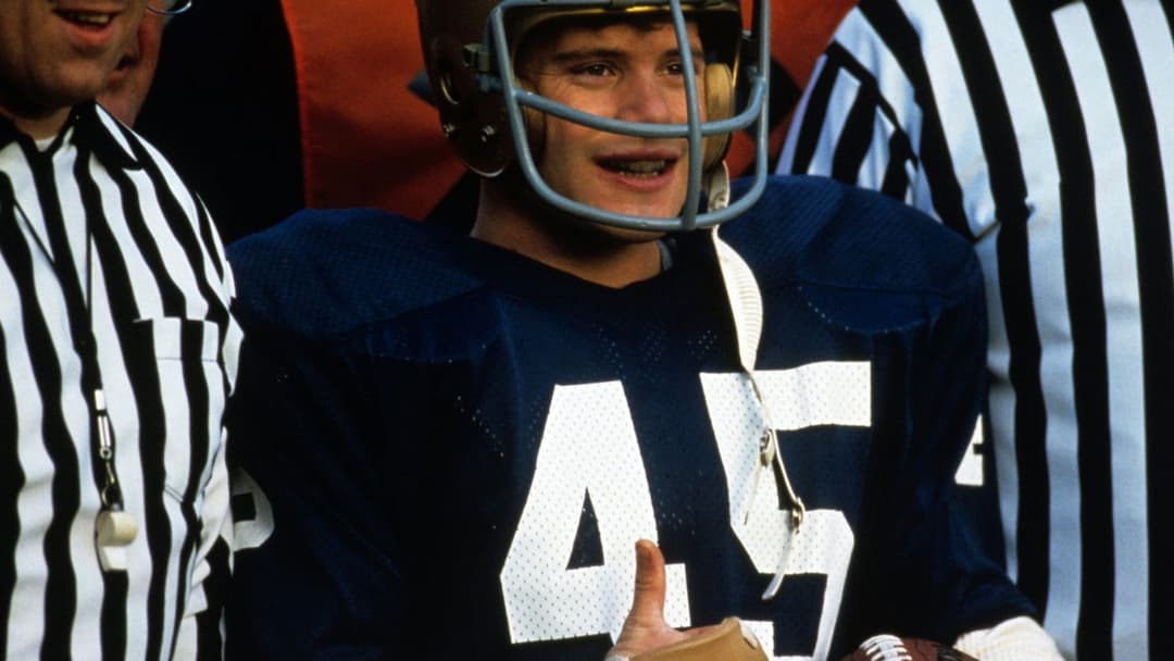 Touchdown - Sein Ziel ist der Sieg backdrop 3