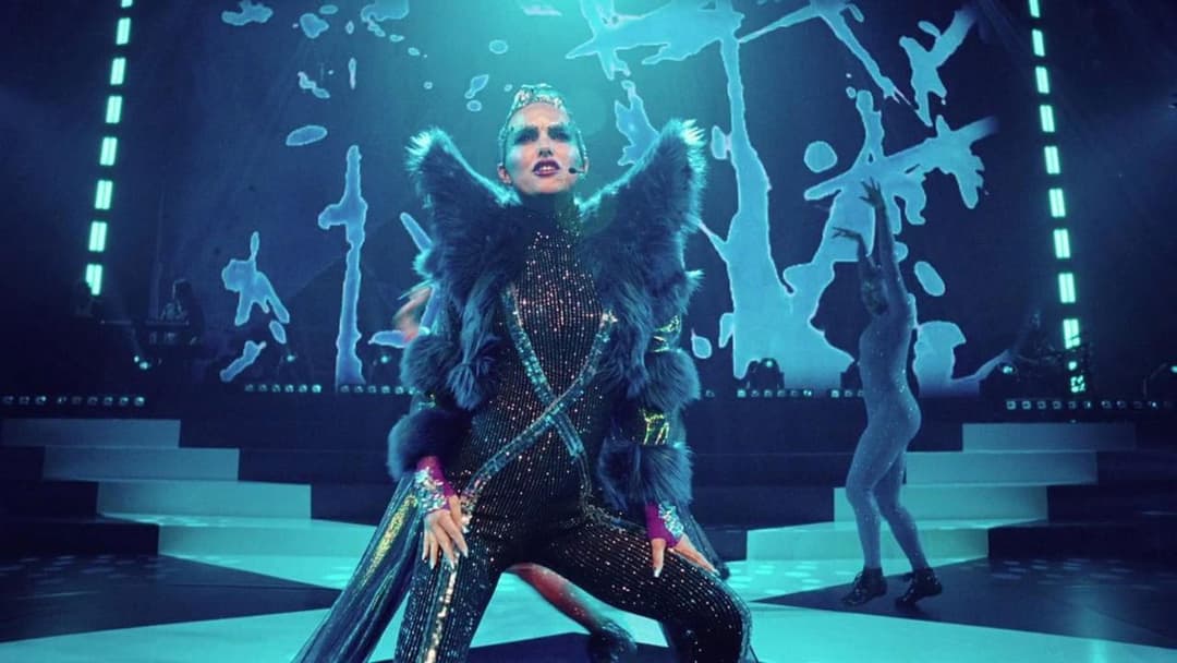 Vox Lux backdrop 16