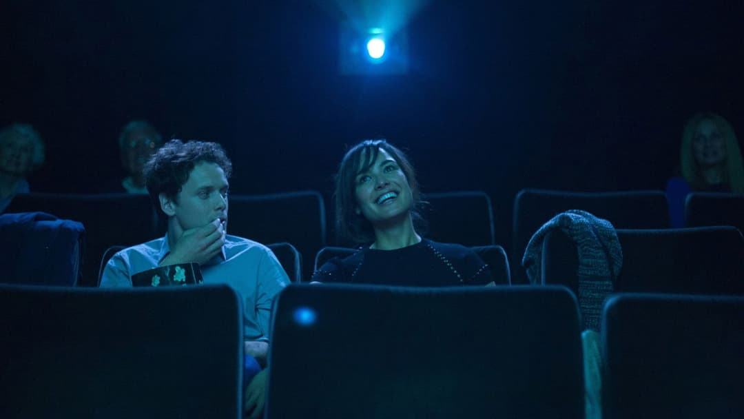 Von 5 bis 7 - Eine etwas andere Liebesgeschichte backdrop 10