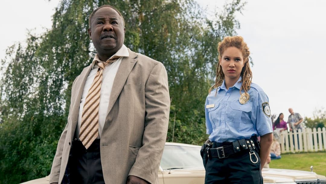 Cocaine Bear backdrop 14