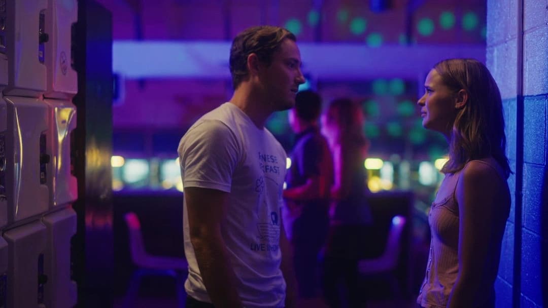 До зустрічі крізь час backdrop 8