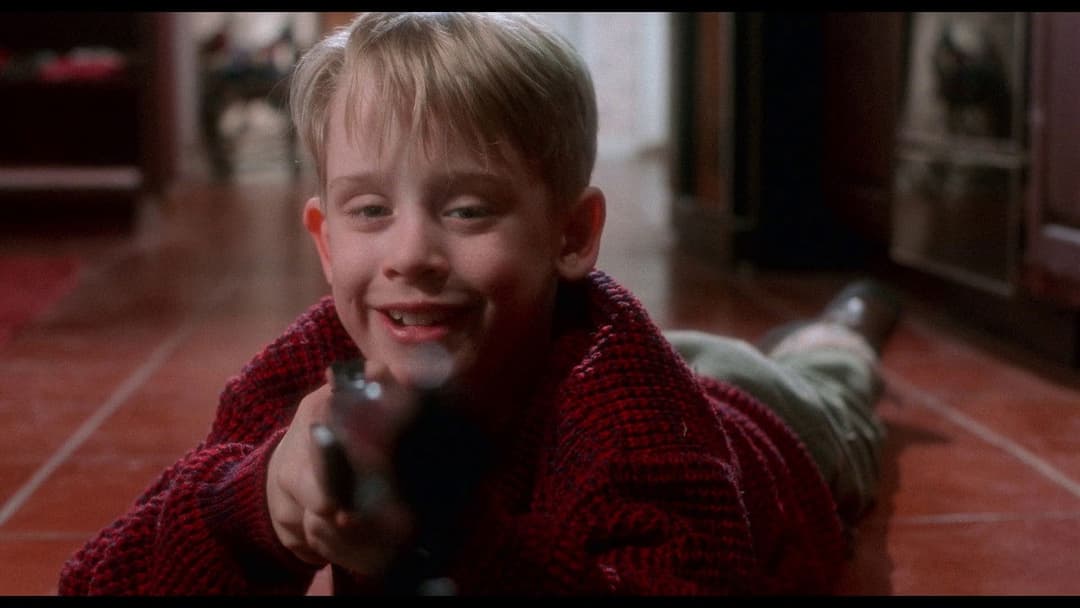 Kevin - Allein zu Haus backdrop 10