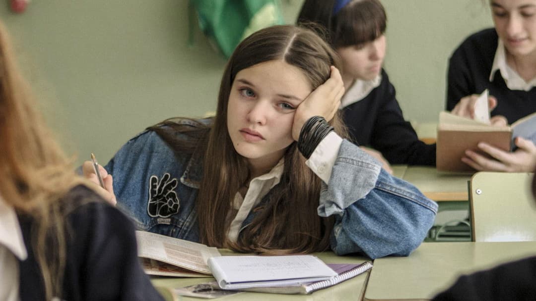 Schoolgirls backdrop 20