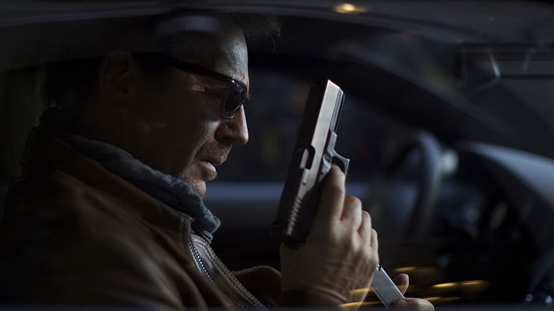 3 Days to Kill backdrop 10