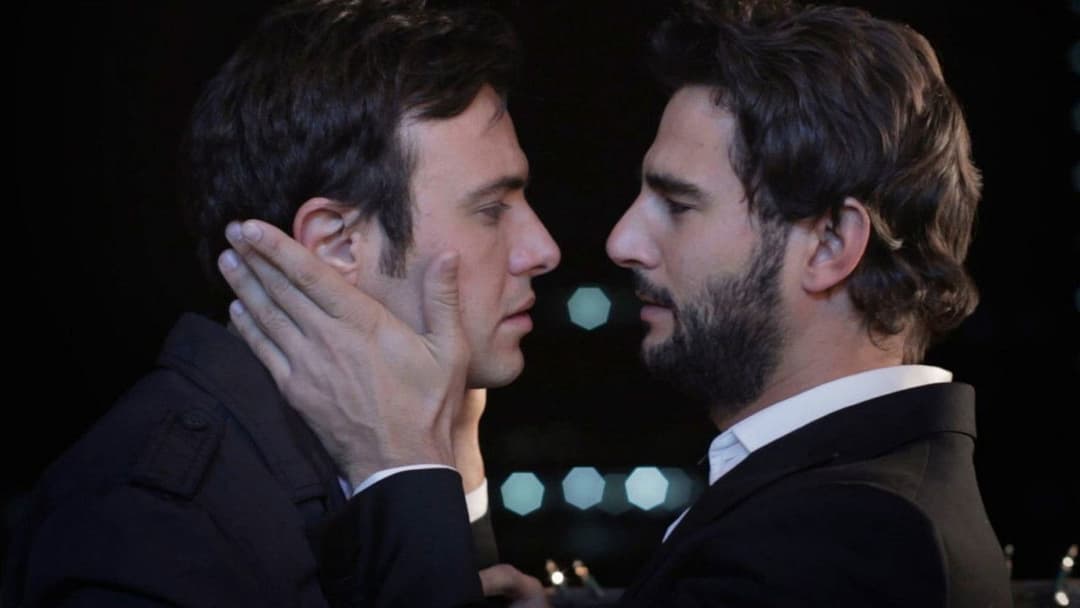 Cuatro Lunas backdrop 10