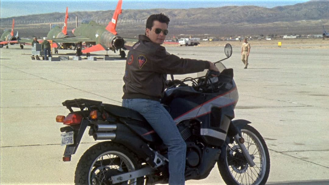 Гарячі голови backdrop 9