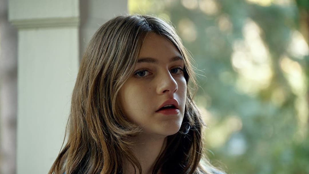 I Used to Be Funny backdrop 5