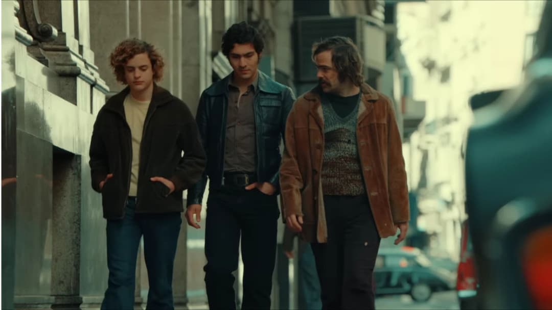 El Angel backdrop 16