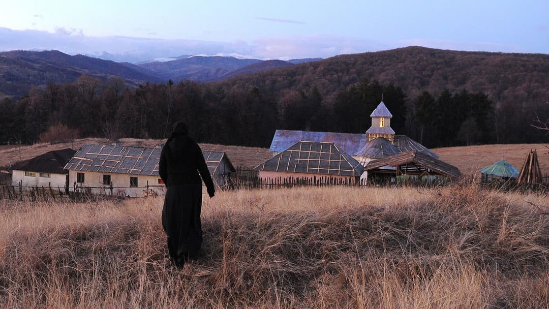 După dealuri backdrop 6